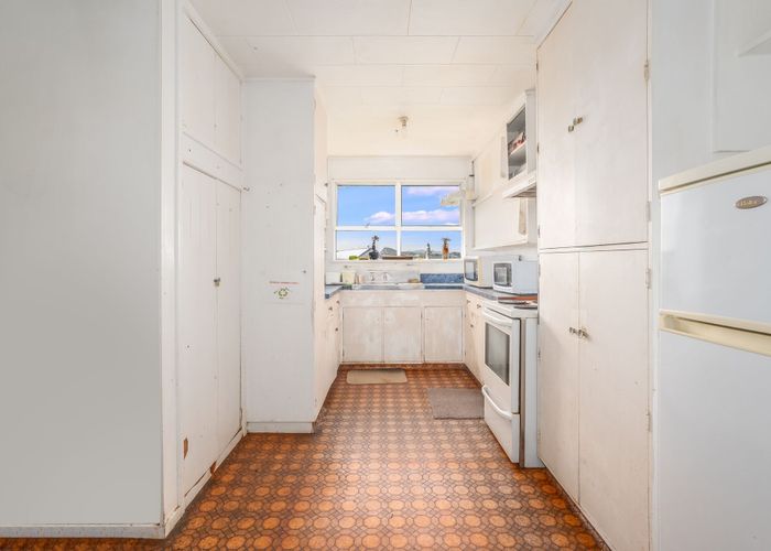  at 8 Tuki Street, Titahi Bay, Porirua, Wellington
