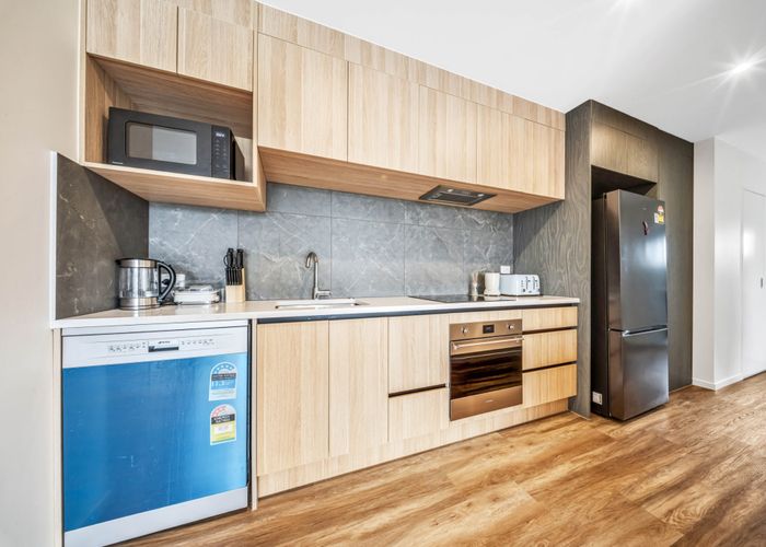  at 202/3 Newelm Lane, Flat Bush, Manukau City, Auckland