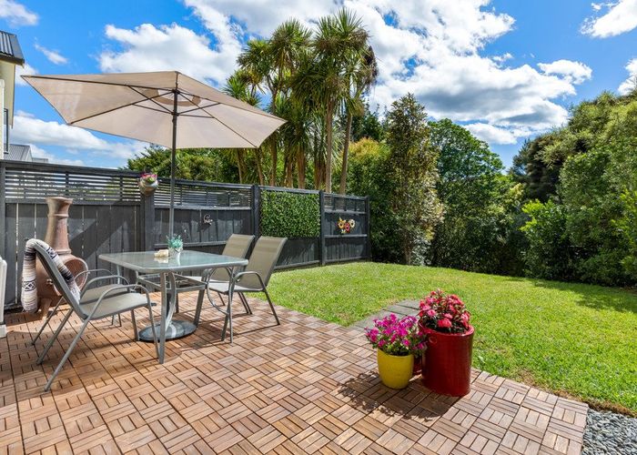  at 15/11 The Avenue, Albany, Auckland