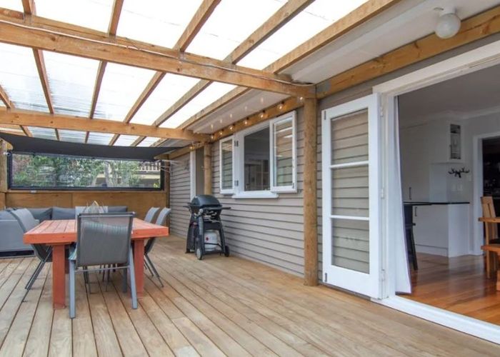  at 100 Slacks Road, Awapuni, Palmerston North