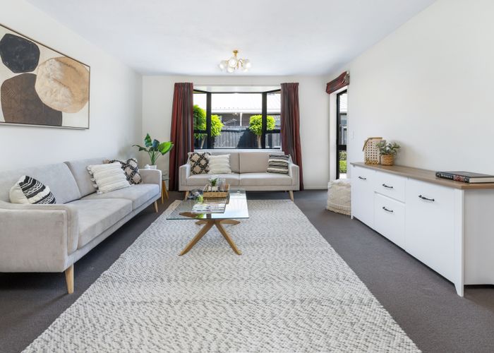  at 2/19 Wyndham Street, Papanui, Christchurch