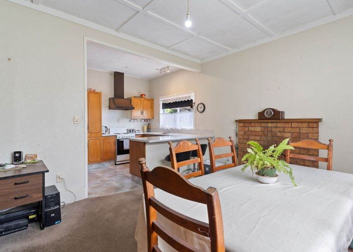  at 98 Pah Road, Papatoetoe, Manukau City, Auckland