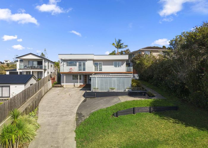  at 9 Everard Avenue, Army Bay, Rodney, Auckland