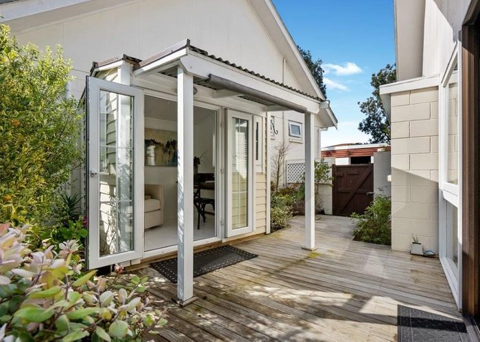  at 4/55 Cook ST, Howick, Auckland