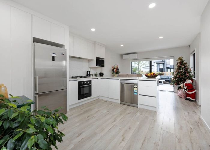  at 8 Aviation Drive, Hobsonville, Waitakere City, Auckland