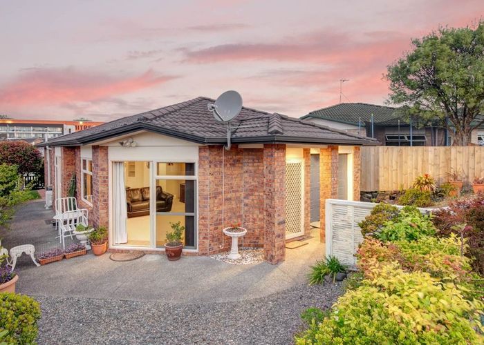  at 77 Elan Place, Stanmore Bay, Whangaparaoa