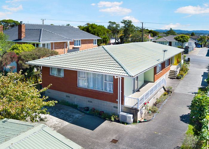  at Unit 1 & 2/464 Blockhouse Bay Road, Blockhouse Bay, Auckland City, Auckland