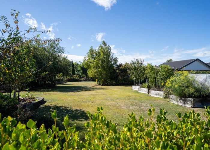  at 3 De La Mare Drive, Leamington, Cambridge