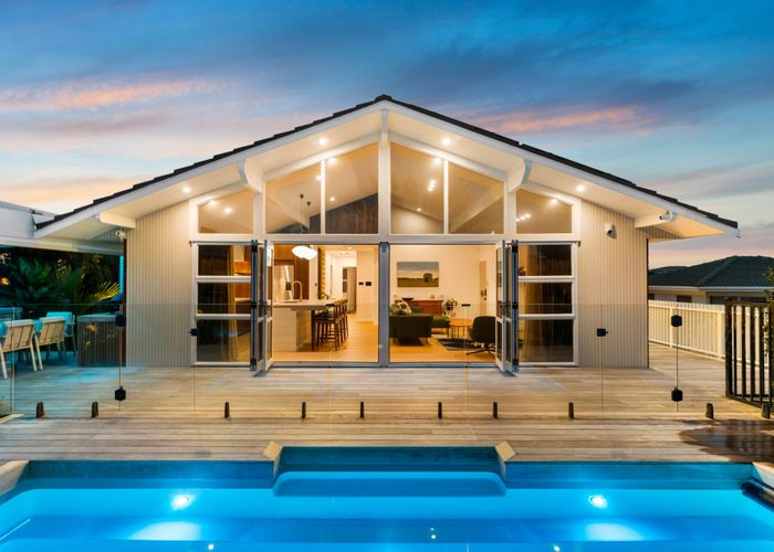  at 15 Ripon Crescent, Meadowbank, Auckland City, Auckland