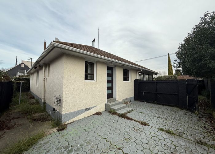  at 1/290 Withells Road, Avonhead, Christchurch City, Canterbury