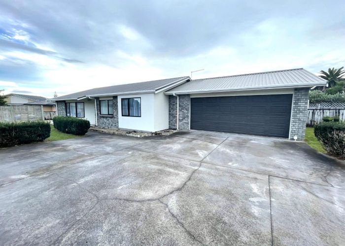  at 4 Meade Place, Bell Block, New Plymouth