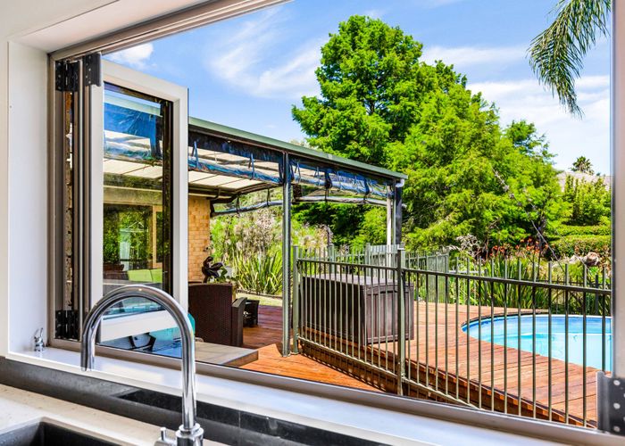  at 14 Semillon Avenue, Henderson, Auckland