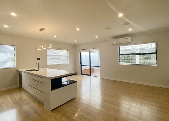  at 31 Laquinta Place, Flat Bush, Manukau City, Auckland