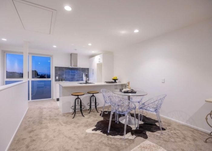  at 8/70A Barrack Road, Mount Wellington, Auckland City, Auckland