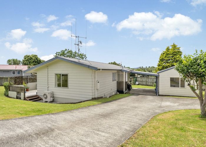  at 62 Egmont Street, Ohauiti