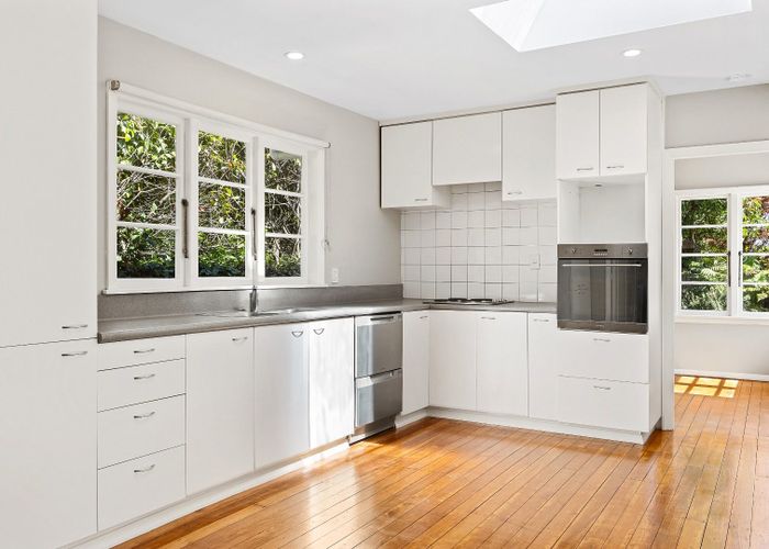  at 105 Glandovey Road, Fendalton, Christchurch City, Canterbury