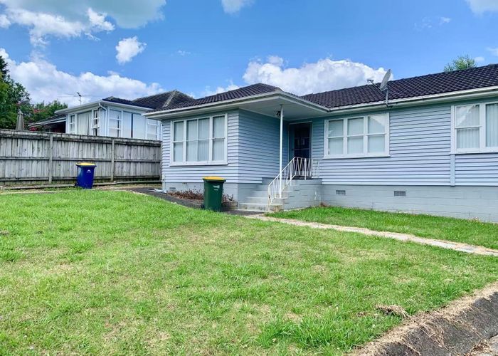  at 17 Woodstock Road, Forrest Hill, Auckland