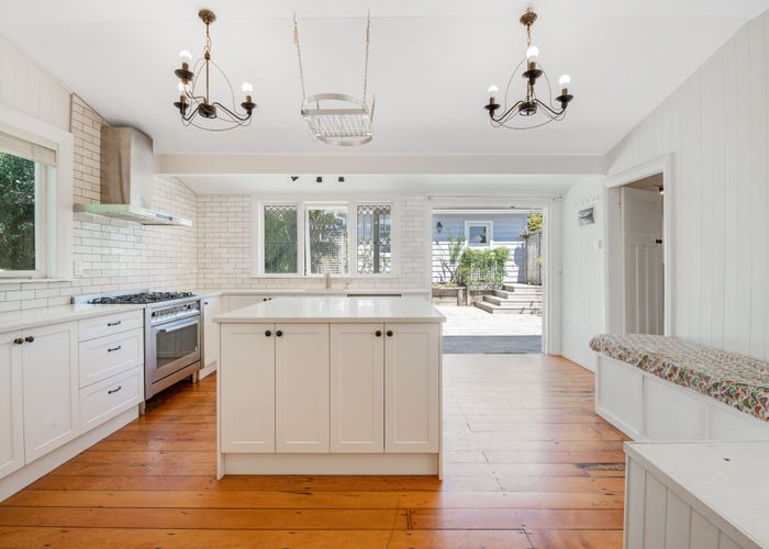  at 14 Tiri Road, Manly, Whangaparaoa