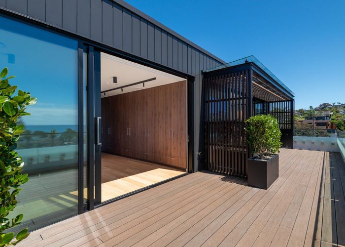  at 17/423-427 Beach Road, Mairangi Bay, North Shore City, Auckland