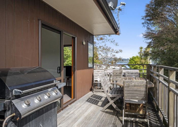  at 2/11 Kereru Street, Two Mile Bay, Taupo