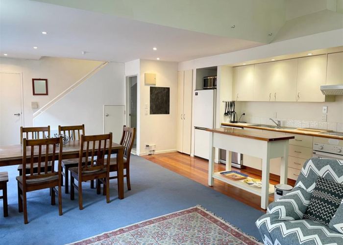  at 3/20 Hopper Street, Mount Cook, Wellington