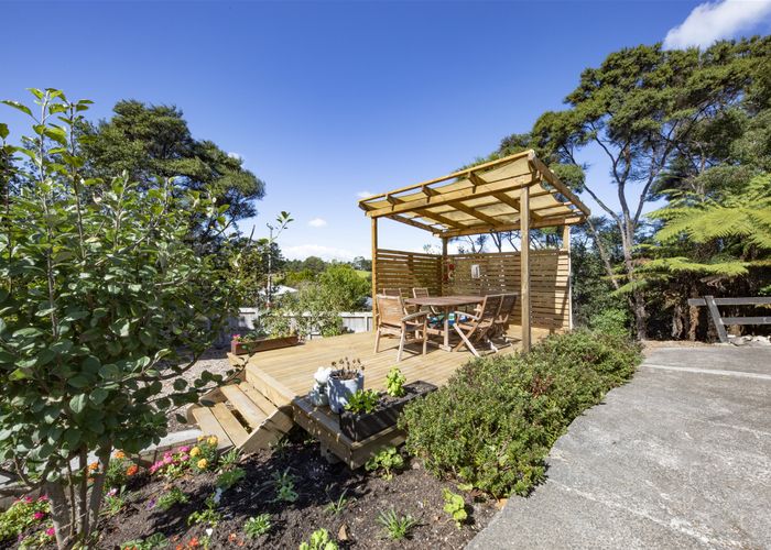  at 1/1 Burnham Road, Waitākere, Auckland