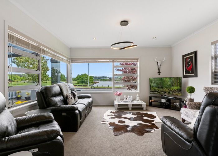  at 21 Lakeview Quay, Pyes Pa, Tauranga, Bay Of Plenty