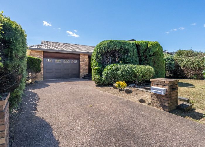  at 150 Whitford Road, Somerville, Manukau