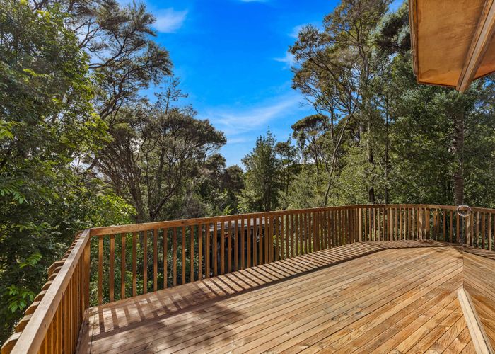  at 11E Longfellow Parade, Glen Eden, Waitakere City, Auckland