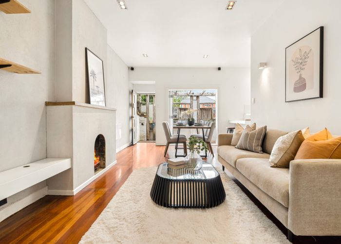  at 2/542 Parnell Road, Parnell, Auckland City, Auckland