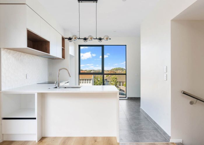  at 3/14 Williamson Avenue, Belmont, North Shore City, Auckland