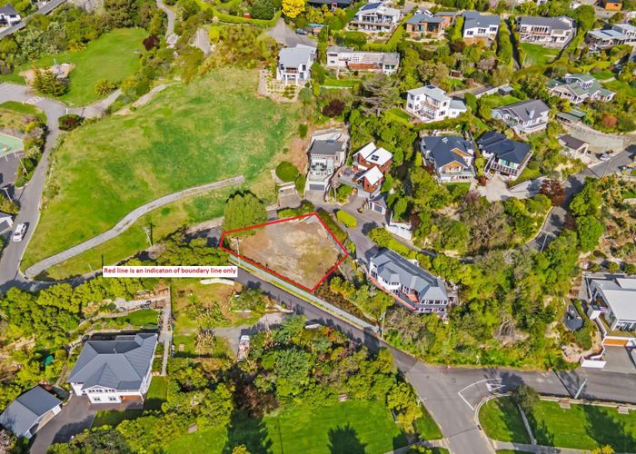  at 2/4 The Brae, Mount Pleasant, Christchurch