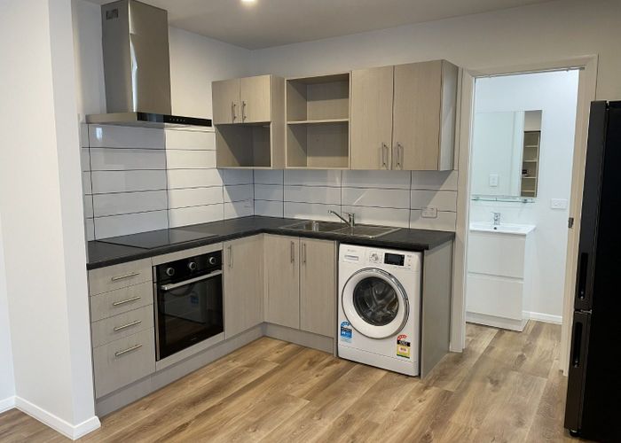 For rent Studio/17 Tory Street, Petone, Lower Hutt, Wellington