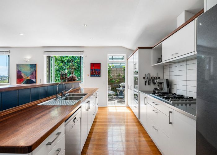  at 8A Ely Avenue, Remuera, Auckland City, Auckland