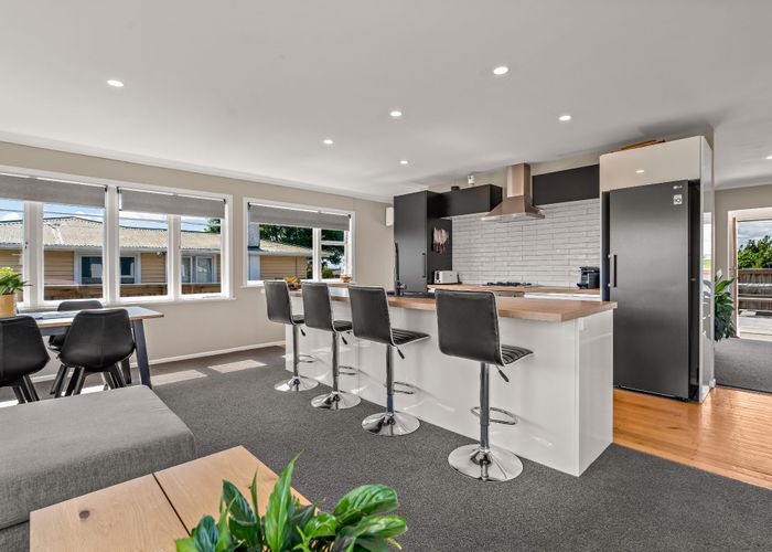  at 82 Kingswood Road, Brookfield, Tauranga