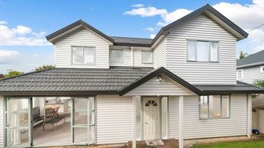  at 2/36 NILE Road, Milford, Auckland