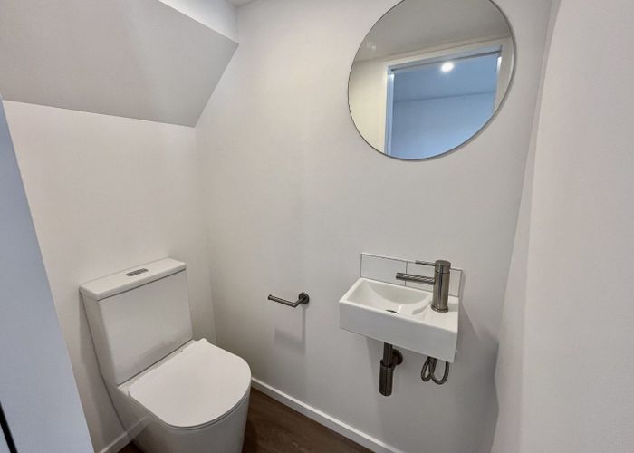  at 2/95 Linwood Avenue, Linwood, Christchurch City, Canterbury