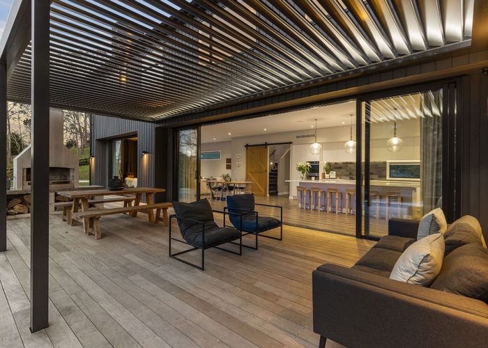  at 111 Glenmore Road, Albany