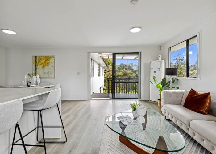  at 35 Jadewynn Drive, Massey, Waitakere City, Auckland