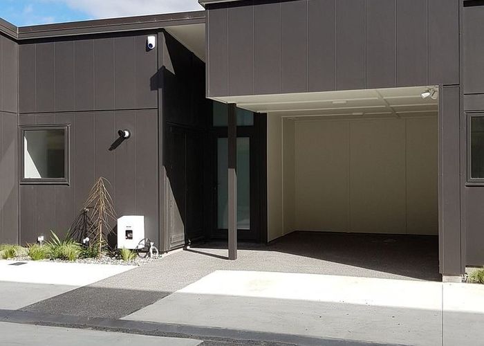  at 69 Woodridge Drive, Woodridge, Wellington, Wellington