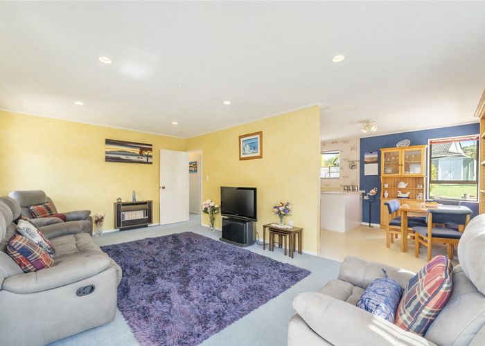  at 98 Gemstone Drive, Birchville, Upper Hutt