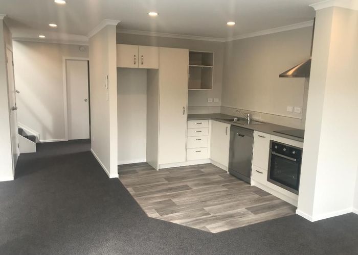  at 5/2 Lambert Court, Glenview, Hamilton