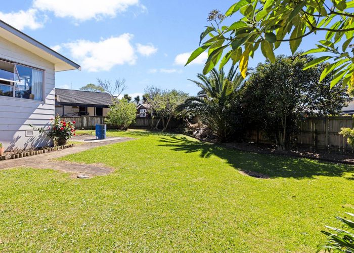  at 23 Wycherley Drive, Bucklands Beach, Manukau City, Auckland