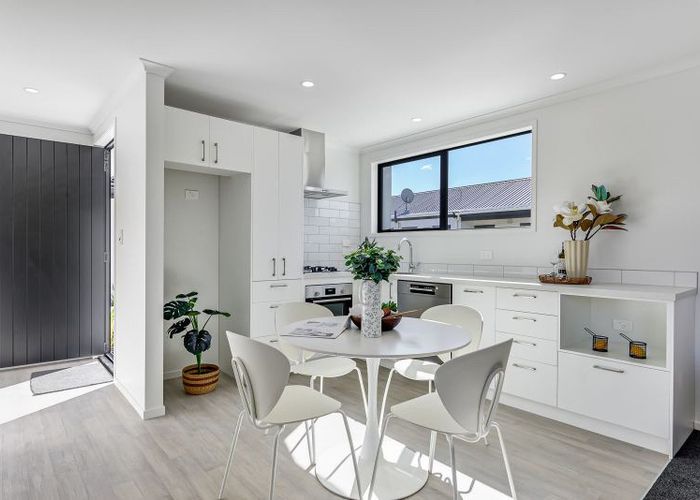  at 7 Emma Place, Pukete, Hamilton