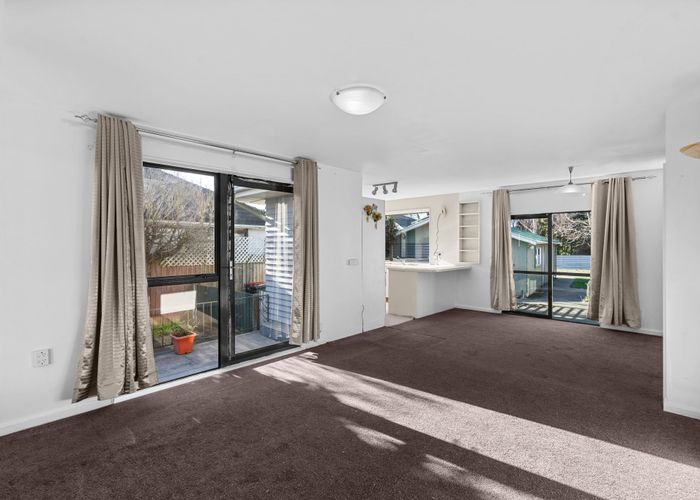  at 14 Wayside Avenue, Burnside, Christchurch City, Canterbury