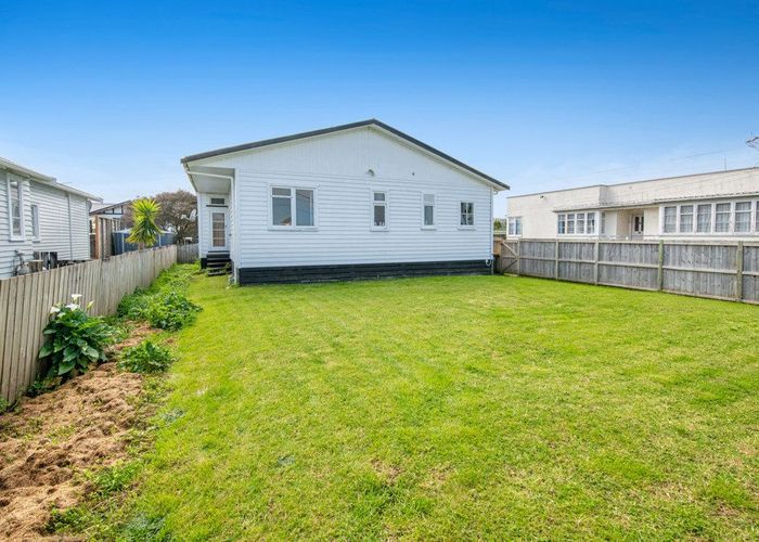  at 51A Parakai Avenue, Parakai, Helensville