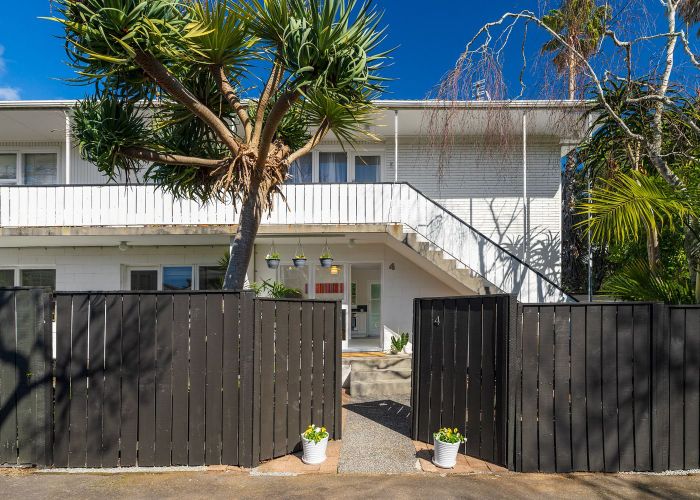  at 4/25 Wynyard Road, Mount Eden, Auckland City, Auckland