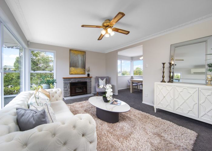  at 75 La Rosa Street, Green Bay, Waitakere City, Auckland