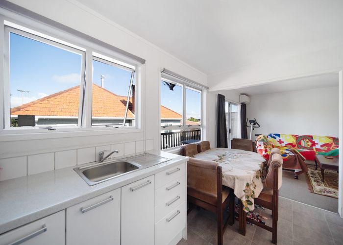  at 4/5 Porchester Road, Papakura, Papakura, Auckland