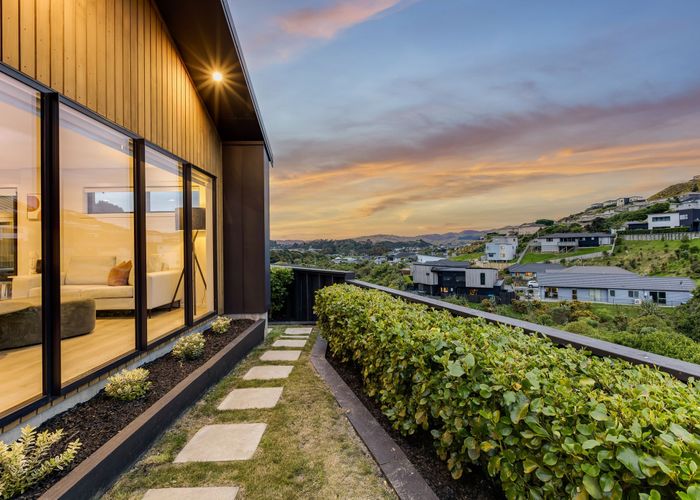  at 23 Banks Boulevard, Whitby, Porirua, Wellington